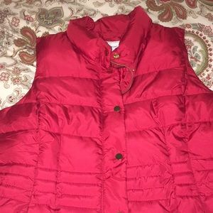 Large like new red puff vest